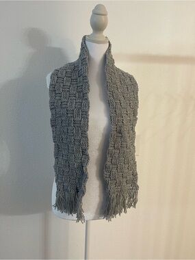 Handmade Basketweave Knit Scarf in Heather Gray